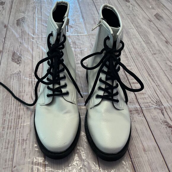 ESPRIT White and Black Shelby Booties White Vegan Leather Combat Boots Size 9 - Picture 4 of 12